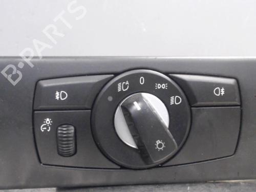 Used Headlight switch BMW 5 (E60) 525 d (197 hp) 21369304