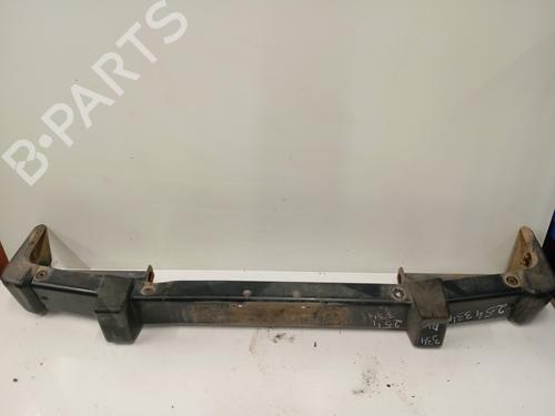 Used Front bumper reinforcement MITSUBISHI PAJERO I (L04_G, L14_G) 2.5 TD 4WD (L049G, L149G) (84 hp) 30709430