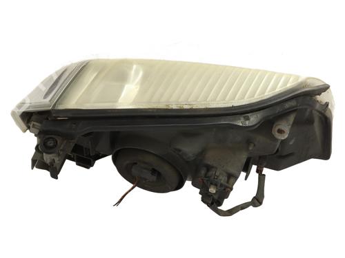 Left headlight NISSAN X-TRAIL I (T30) 2.2 Di 4x4 | BP31075591C28 