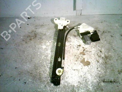Rudehejsemotor bagstkærm højre SEAT TOLEDO III (5P2) 2.0 TDI 16V (140 hp) 21362689