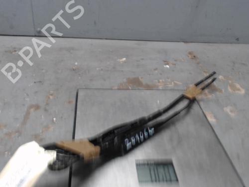 Front windshield wiper arm DACIA SANDERO II TCe 90 (B8M1, B8MA, B8AC) | BP21299280C143 