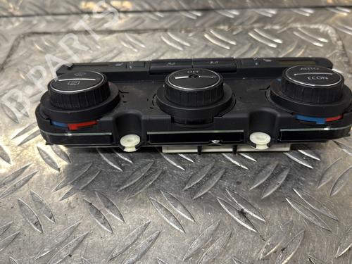 AC Styreenhet / Manøvreringsenhet VW GOLF V (1K1) 1.9 TDI (105 hp) 24523765