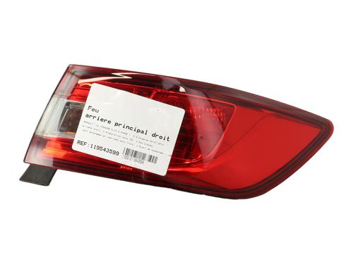 right-taillight-renault-clio-iv-bh_-2012-2013-2014-2015-2016-2017-2018-2019-2020-2021-31763285 main image