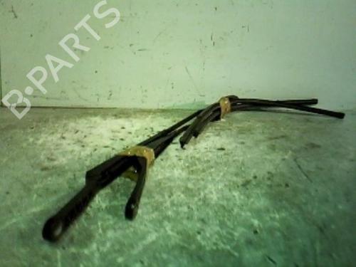 Used Front windshield wiper arm PEUGEOT 308 I (4A_, 4C_) 1.6 HDi (90 hp) 21369283