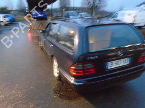 Right mirror MERCEDES-BENZ E-CLASS T-Model (S210) E 320 T CDI (210.226) | BP21308375C27 