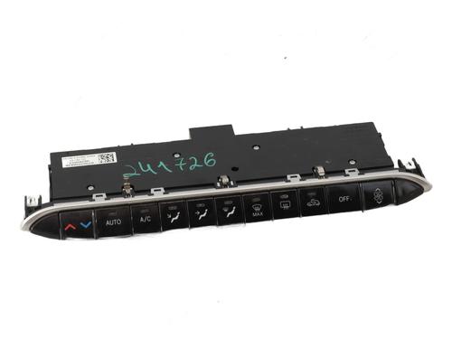 climate-control-fiat-500e-332_-2020-33167341 main image