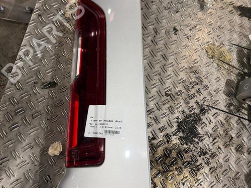 right-taillight-opel-vivaro-b-bus-x82-2014-2015-2016-2017-2018-2019-32427307 main image