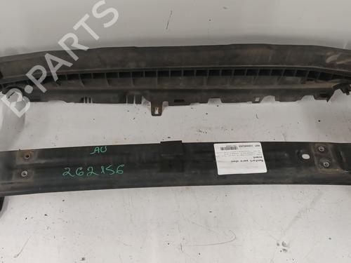 Refuerzo paragolpes delantero Refuerzo paragolpes delantero 37631582 37631582