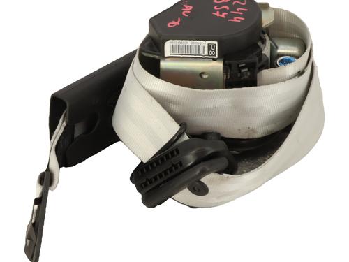 front-right-seatbelt-renault-zoe-bfm_-2012-38729850 main image