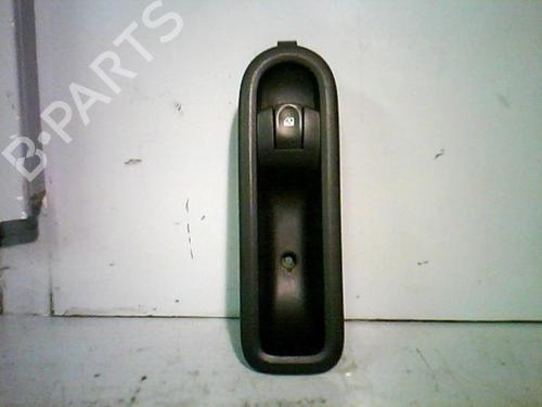 Used Right front window switch RENAULT CLIO III (BR0/1, CR0/1) 1.5 dCi (C/BR0G, C/BR1G) (68 hp) 21304214