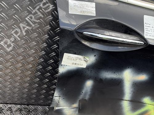 Used Right front door Right front door 21368920 21368920