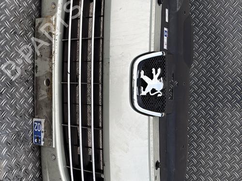 Used Front bumper PEUGEOT 407 (6D_) 2.2 HDi 170 (6D4HTH) (170 hp) 31096734