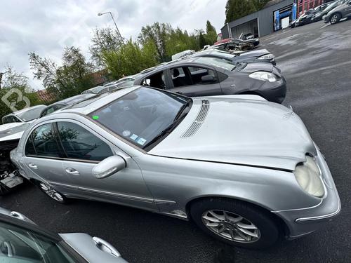 Headlight switch MERCEDES-BENZ C-CLASS (W203) C 270 CDI (203.016) | BP21311186I24 