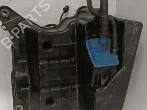 adblue-tank-audi-a4-b9-avant-8w5-8wd-2015-28212367 main image