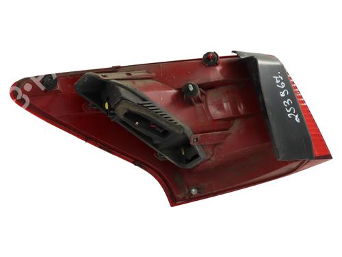 Høyre baklys PEUGEOT 407 SW (6E_, 6D_) 2.0 HDi 135 | BP29960386C35