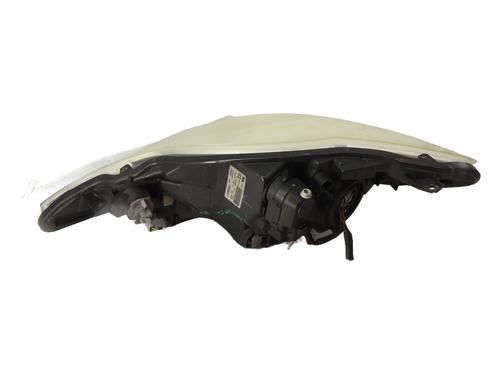 Used Right headlight Right headlight PEUGEOT 107 (PM_, PN_) 1.0 (68 hp) 32991421 32991421