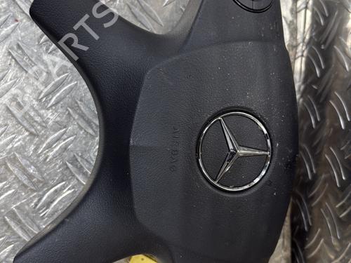Used Driver airbag MERCEDES-BENZ C-CLASS (W204) C 200 CDI (204.007, 204.006) (136 hp) 25260491