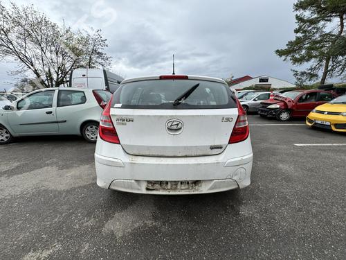 Warning switch HYUNDAI i30 (FD) 1.6 CRDi | BP32191407I22  - Image 15