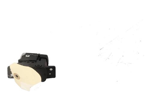 switch-renault-kadjar-ha_-hl_-2015-34531271 main image