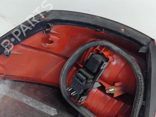 Used Right taillight RENAULT VEL SATIS (BJ0_) 3.5 V6 (BJ0R, BJ0V, BJ0U) (241 hp) 21308607