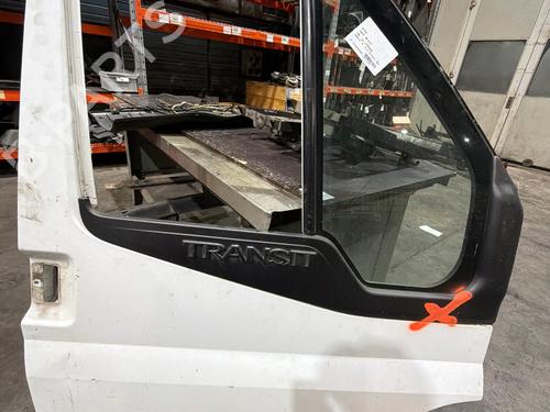 Used Right front door Right front door FORD TRANSIT Van (FA_ _) 2.2 TDCi (85 hp) 40173975 40173975