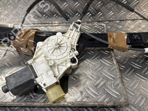 Left front window motor BMW 1 (E87) 118 d | BP24234444E21 