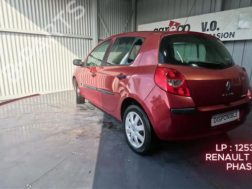 Seat buckle RENAULT CLIO III (BR0/1, CR0/1) 1.5 dCi (BR17, CR17) | BP29521031I32 