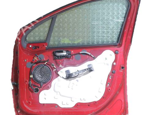 right-front-door-peugeot-2008-i-cu_-2013-39153051 main image