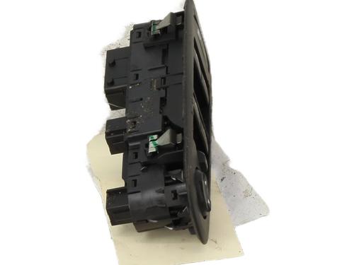 Used Left front window switch Left front window switch PEUGEOT 308 II (LB_, LP_, LW_, LH_, L3_) 1.6 HDi / BlueHDi 115 (115 hp) 32472429 32472429