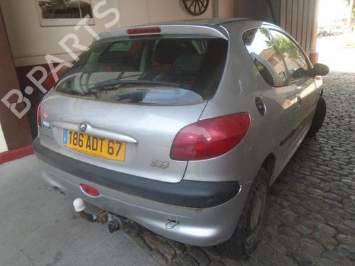 Rear fog light PEUGEOT 206 Hatchback (2A/C) 1.1 i | BP21321326C37 
