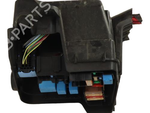 Used Fuse box Fuse box RENAULT CLIO IV (BH_) 1.2 16V (73 hp) 32174254 32174254