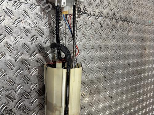 Fuel pump PEUGEOT BOXER Van 2.2 HDi 100 | BP39018382M76 - Image 3