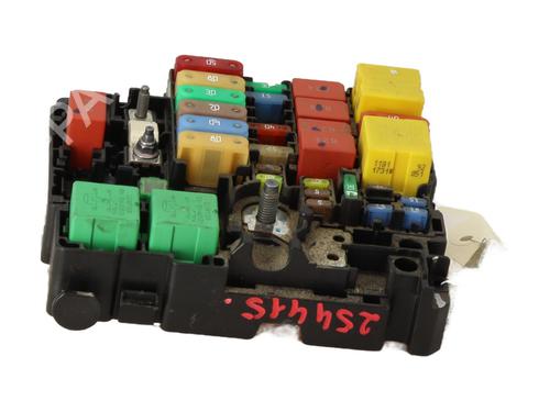 Used Fuse box PEUGEOT 208 II (UB_, UP_, UW_, UJ_) 1.2 PureTech 130 (131 hp) 31927000