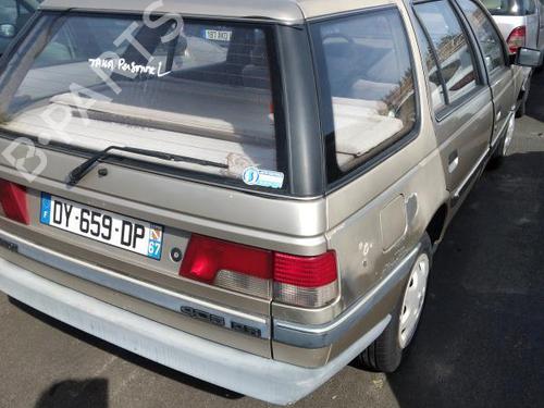 Left front indicator PEUGEOT 405 II Break (4E) 1.6 | BP26224600C32 - Image 11