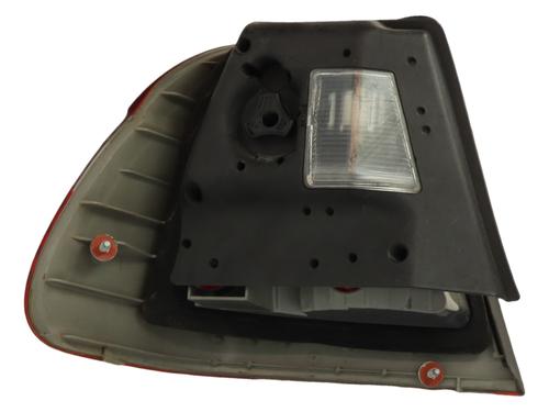 right-taillight-bmw-3-e46-1997-1998-1999-2000-2001-2002-2003-2004-2005-38972695 main image