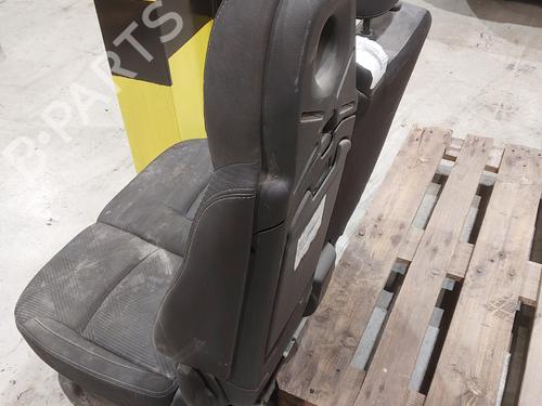 Right front seat RENAULT TRAFIC III Van (FG_) 1.6 dCi 115 (FGMD) | BP37511136C16 - Image 2