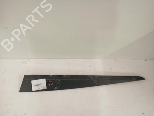 Used Door moulding trim RENAULT CLIO IV (BH_) 1.2 16V (73 hp) 32184520