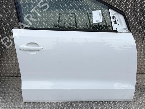 Used Right front door VW POLO V (6R1, 6C1) 1.2 TSI 16V (90 hp) 29881144