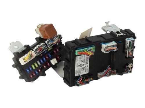 Fuse box RENAULT KOLEOS I (HY_) 2.0 dCi 4x4 (HY0B) | BP34526647E1 - Image 5