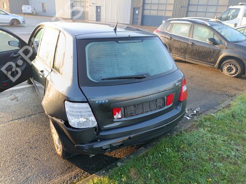 Brugte FIAT STILO (192_) 1.9 JTD (192_XF1A) (80 hp) 4432804