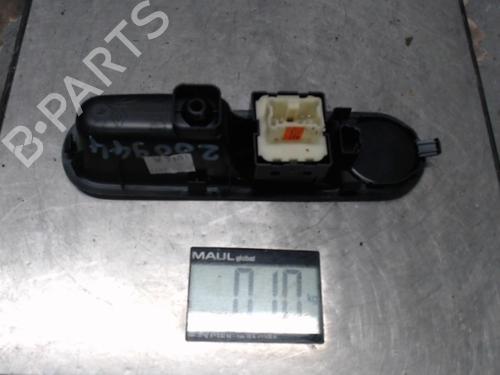 Used Left front window switch RENAULT TWINGO III (BCM_, BCA_) 1.0 SCe 70 (BCMB) (69 hp) 21299317