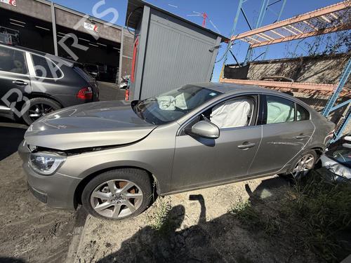 Left headlight VOLVO S60 II (134) T3 | BP28215579C28 - Image 19