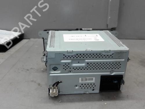 Used Radio VW POLO V (6R1, 6C1) 1.2 (60 hp) 24409634