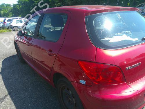 Fuse box PEUGEOT 307 (3A/C) 1.6 HDi | BP21319610E1 