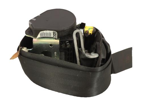front-left-seatbelt-ds-ds-5-kf_-2015-2016-2017-2018-38453243 main image