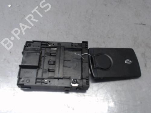 Used Card reader RENAULT SCÉNIC III (JZ0/1_) 1.5 dCi (110 hp) 21292299