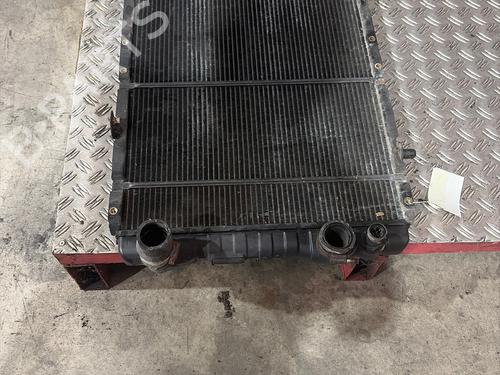 Used Water radiator Water radiator 39213173 39213173