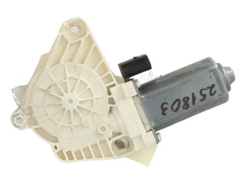 Left front window motor MERCEDES-BENZ A-CLASS (W169) A 170 (169.032, 169.332) | BP25597302E21 