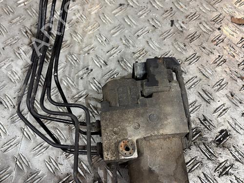 Used ABS pump ABS pump CITROËN JUMPER I Van (244) 2.2 HDi (101 hp) 39723670 39723670