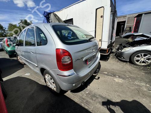 Right headlight CITROËN XSARA PICASSO (N68) 1.6 HDi | BP21306979C29 